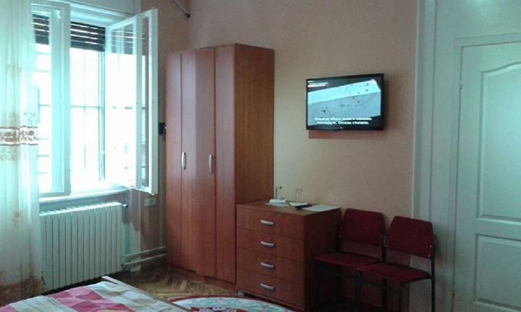 Family Top Rooms Bela Lada Sobe Нови-Сад Экстерьер фото